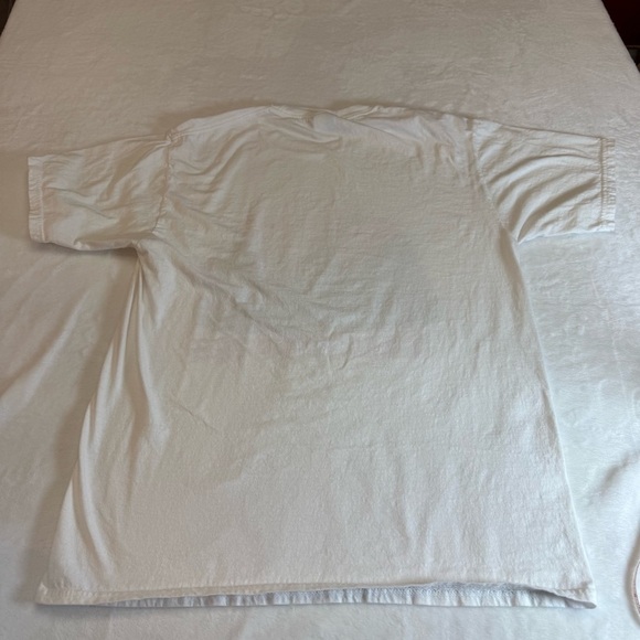 NWOT Girls Hunt Too White and Pink Women’s T-Shirt - Picture 3 of 8